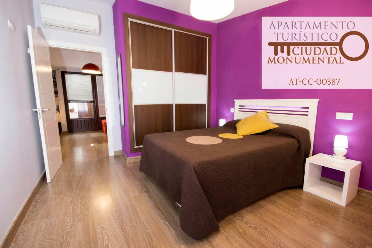 Apartamento Ciudad Monumental Caceres Ngoại thất bức ảnh